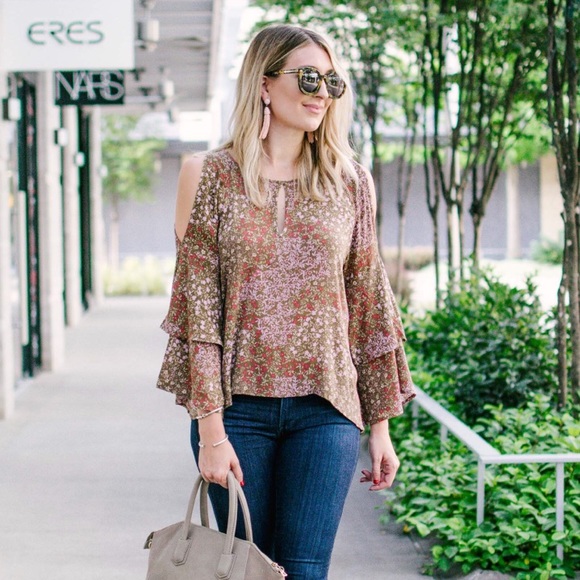 BP Cold shoulder top - Picture 3 of 8